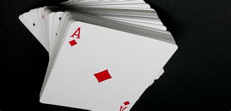How to play 4 card poker: tips, tricks and strategies.